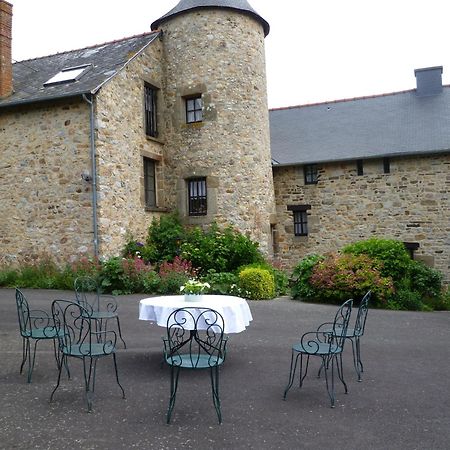Gites De La Ferme Auberge De Mesauboin Billé Exteriör bild