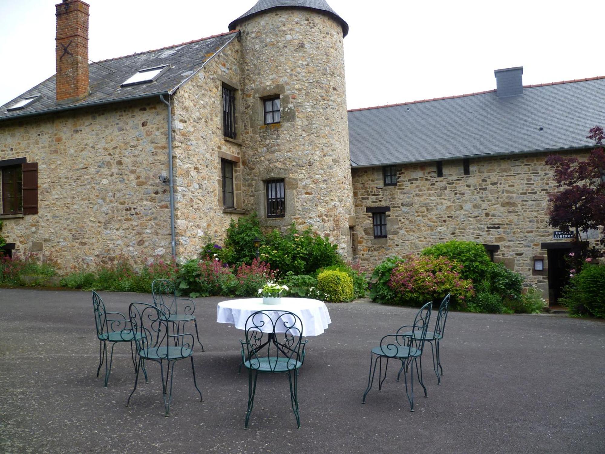 Gites De La Ferme Auberge De Mesauboin Billé Exteriör bild