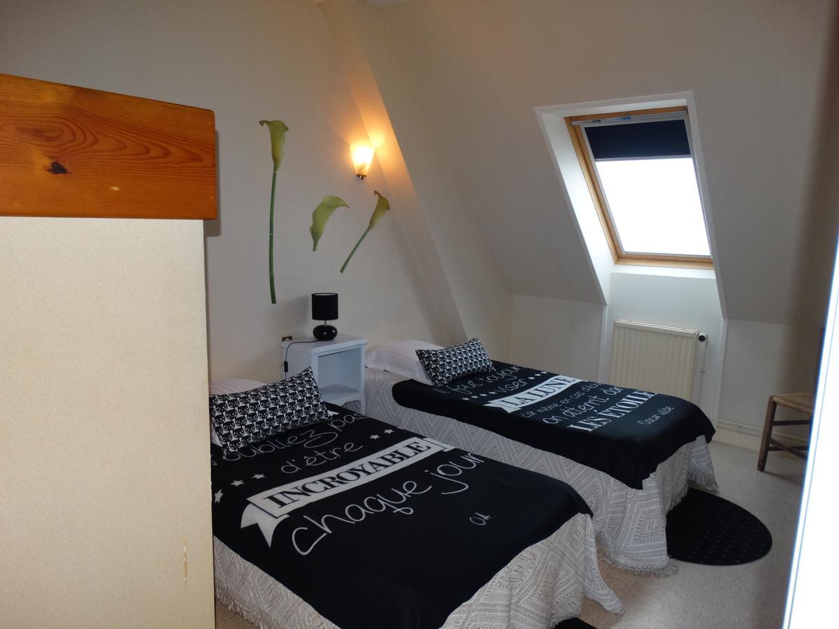 Gites De La Ferme Auberge De Mesauboin Billé Exteriör bild